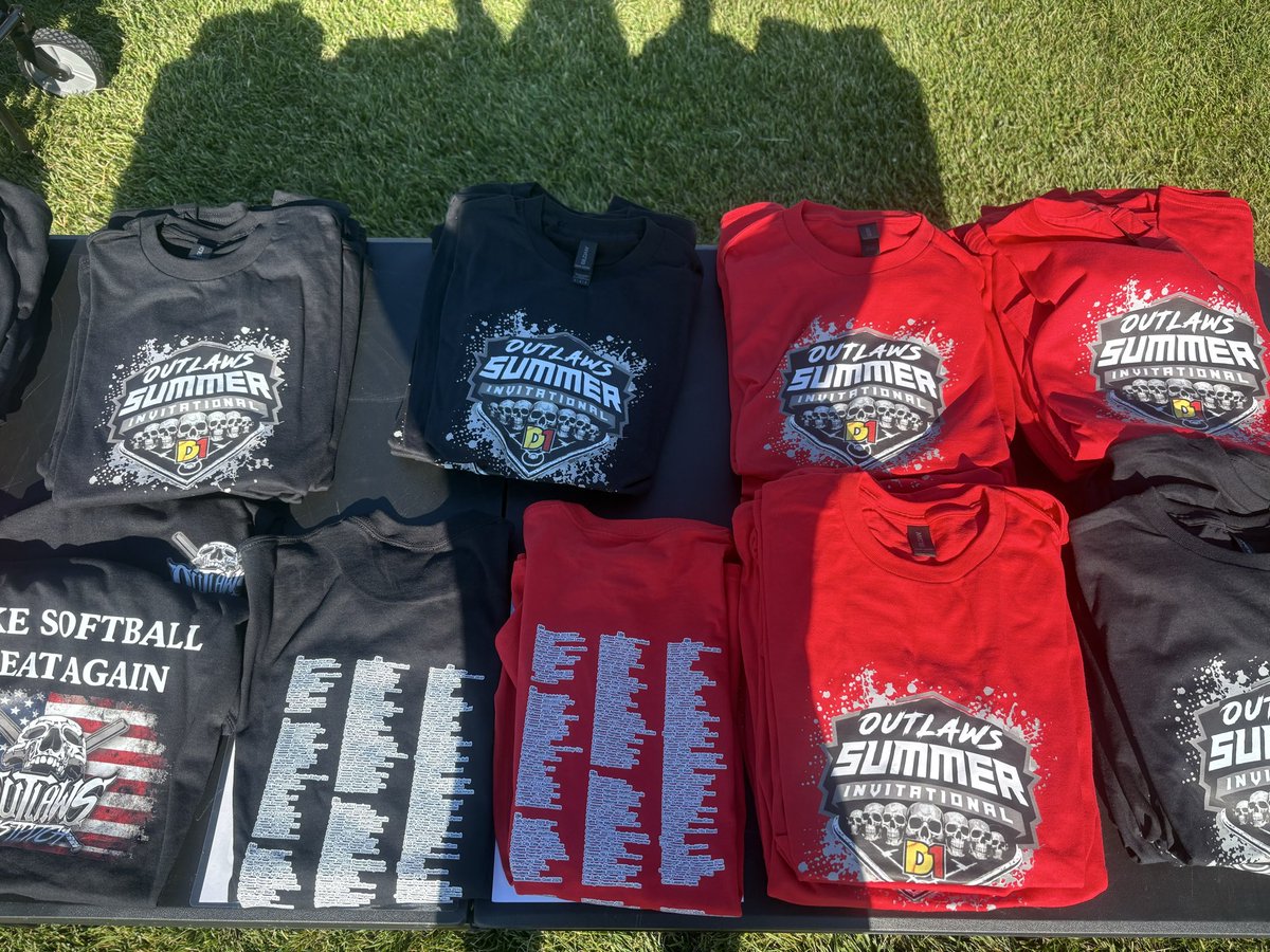 d1fastpitch1's tweet photo. Outlaws Summer Tshirts are now for sale at Campana Park! Get them while they’re there! They will be for sale at this park today only!! 
They will be at Victory Park tomorrow and then Vic Janowicz on Sunday. https://t.co/I6LCiItacB