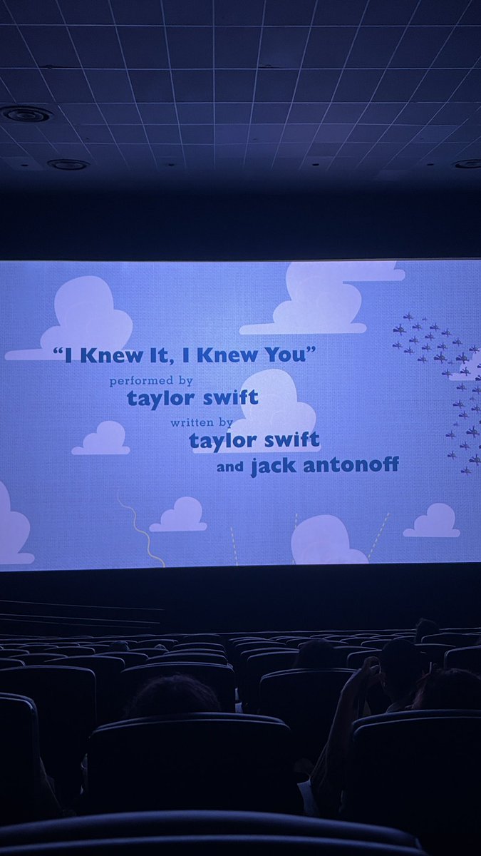 itsaclock13's tweet photo. Wearing that same smile ☁️🥹🤠 #IKnewItIKnewYou @taylornation13 https://t.co/u5RMOrFQyi