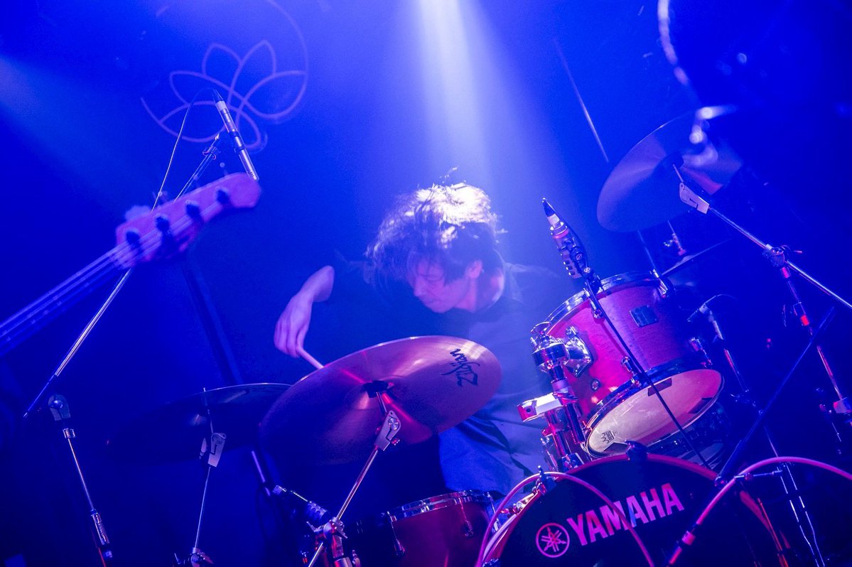 the_cibo's tweet photo. 【揺らいで凪リリースおめでと！】

1.ブルーアウト
2.BEHIND
3. in the future
4.修羅の色
5.ウィークエンド
6.今宵、駆け落ちる前に

➖次回は日曜日➖
@兵庫・明石アワーズホール（中ホール）
怪獣音楽祭~青春パンクバンド編~ 
前川地元凱旋〜〜㊗️㊗️㊗️
➖➖➖➖➖➖

photo by @ochibiiii145 https://t.co/rbK8LEixLs
