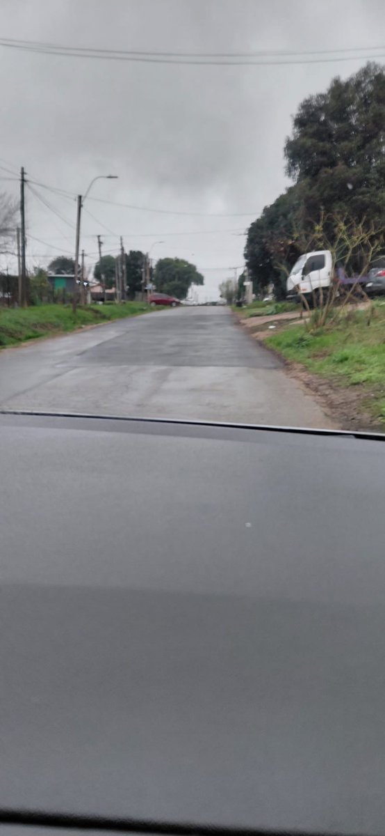 EdilMarenco33's tweet photo. Los vecinos tenían razón. Presentamos el reclamo por el mal estado del ex Camino a Poquitos y hoy los arreglos son una realidad.

Cuando se escucha a la gente y se gestionan soluciones, los resultados llegan. Seguimos trabajando. https://t.co/tI0tlqyOYk