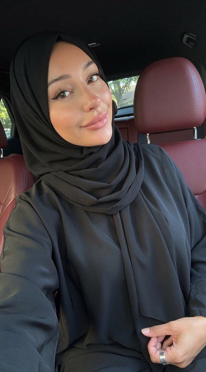 Sara tweet media