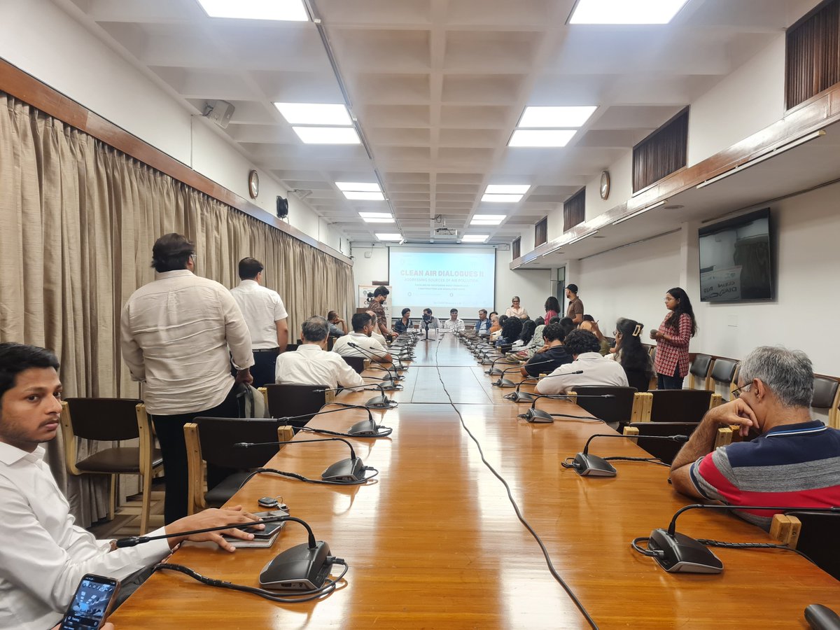 Raahgiri_Fdn's tweet photo. We are live at #CleanAirDialogue II, with policymakers, experts, practitioners, and citizens to discuss actionable solutions for Road Dust.

Looking forward to insightful discussions and collaborative action. 

#CleanAir @CAQM_Official @sdattri @nid_mad @SarikaPanda @AnumitaRoychowd @CSEINDIA @UNEP @MCD_Delhi @gupta_rekha @IIC_Delhi