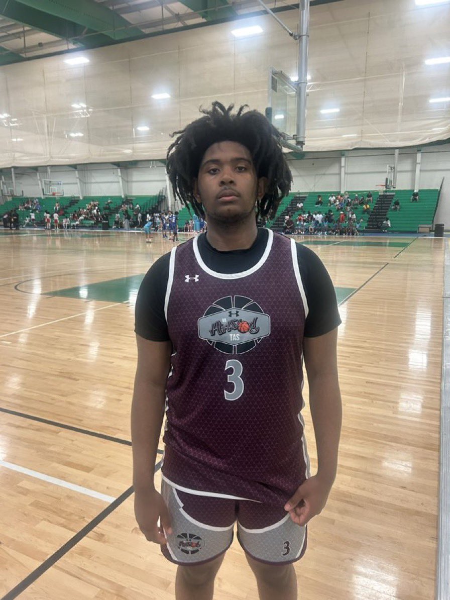VAHavoc's tweet photo. Congratulations to Deep Creek High c/o 2026 Isaiah Smith @IsaiahSmith_2 on our @VAHavocTAS 757 17U-Burrus @TeamAssault_LND team on being selected as Game MVP’s at @Phenom_Hoops Battleground tourney in Hampton! #IsaiahSmith #ProtectThisHouse https://t.co/DnJAhunnuI