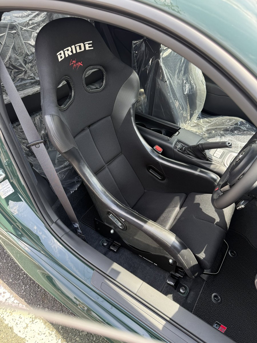 hiro_FD2_86's tweet photo. GR86納車されました！
サーキット走行の準備をゆっくりしていきたいと思います！
86 BRZの皆様よろしくお願いします🙇🏻‍♂️ https://t.co/IbH6xh7hkt