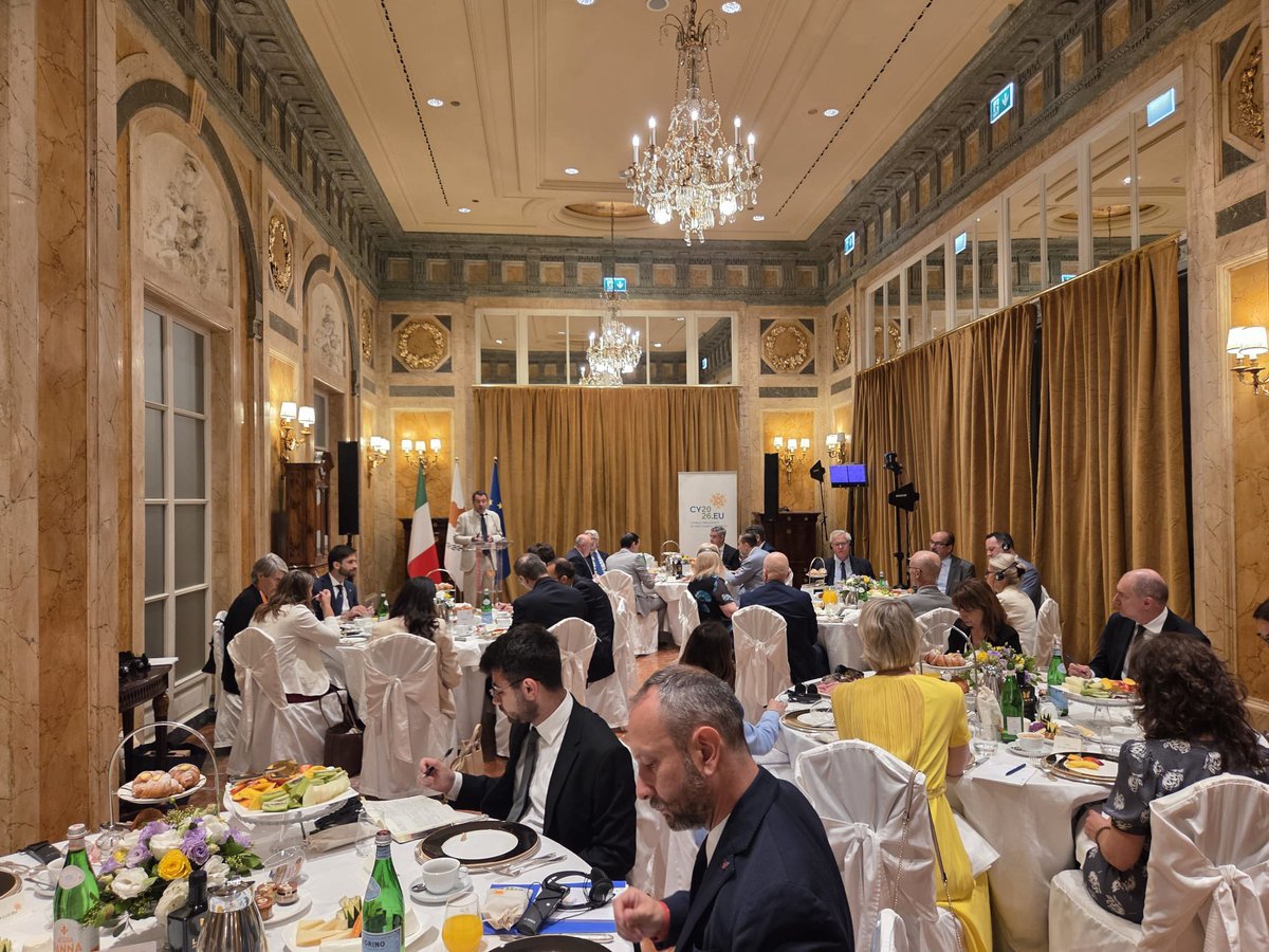 Cyprus in Italy tweet media