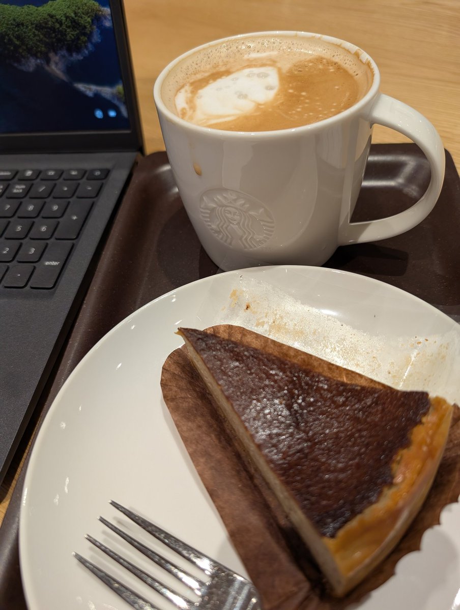 fuzzyfine's tweet photo. #今日の珈琲　図書館のスタバは夜9時までなんで 、駅を挟んでイオン側の　#スタバ　で夜10時までがっつり資料づくり https://t.co/l4gjtAzxBz