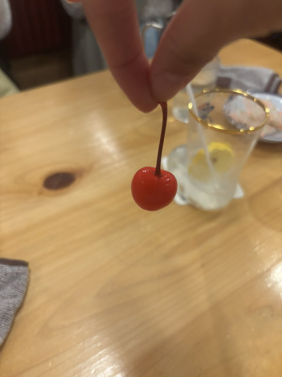 dz_wonka's tweet photo. 今日中に桜桃食べようチャレンジクリア♩ https://t.co/ci5Qn7IDuE