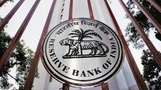 InformistMedia's tweet photo. BI MPC opts for “wait & watch” despite West Asia war-driven inflation risks, June minutes show. Repo rate held at 5.25% with neutral stance maintained at June 3–5 meeting.
#RBI #MonetaryPolicy #Inflation #RepoRate #IndiaEconomy
More details below:
https://t.co/2hODfuBKxi https://t.co/7WF1odk1Jt