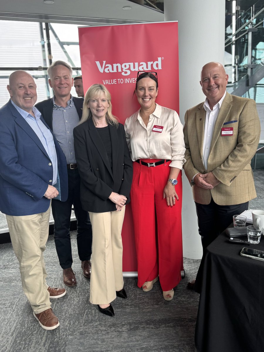 HamnettWealth's tweet photo. Jonathan took part in an expert panel discussion on Wednesday with @Vanguard_Group 
 discussed AI, adaptation in finance, consumer duty and driving costs down for consumers. Change is coming but the need for human Contact and personalised advice never been greater. #ai #trust https://t.co/DpFjuF3qca