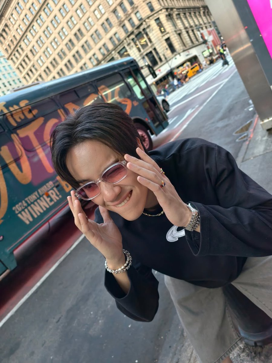 pookpang_pang's tweet photo. NYล่าสุดยังขนาดนี้ รอบนี้น้องอย่าทำให้มี้ผิดหวังสาดความ NY boy มาได้เต็มที่ไอ่มี้รับไหว
#mynameisnanon https://t.co/fv6SDtLYRZ
