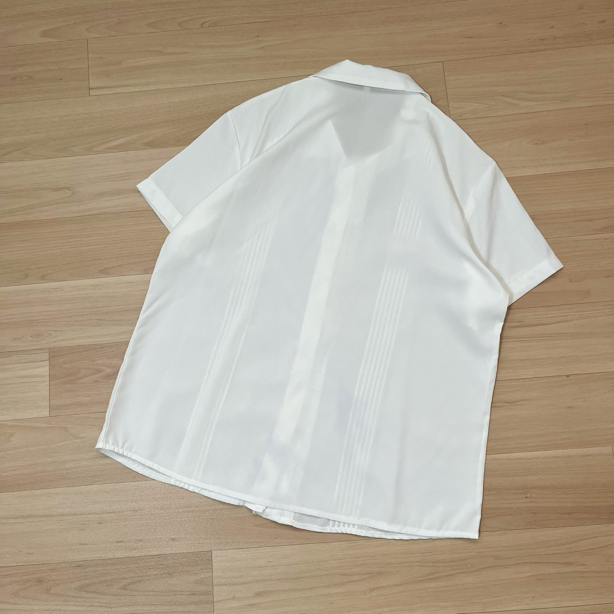 gummybearstuff's tweet photo. เสื้อเชิ้ตแขนสั้นสีขาว 
มีตำหนิสีตกด้านหลังจางๆ
อก40 ยาว26”
🍎50บาท

#ส่งต่อ #เสื้อผ้ามือสอง #ส่งต่อเสื้อผ้า 
#เสื้อผ้ามือ2 #เสื้อผ้ามือสองสภาพดี #ส่งต่อเสื้อผ้ามือสอง #ส่งต่อเสื้อผ้ามือ2 https://t.co/AdkBY2zMIe