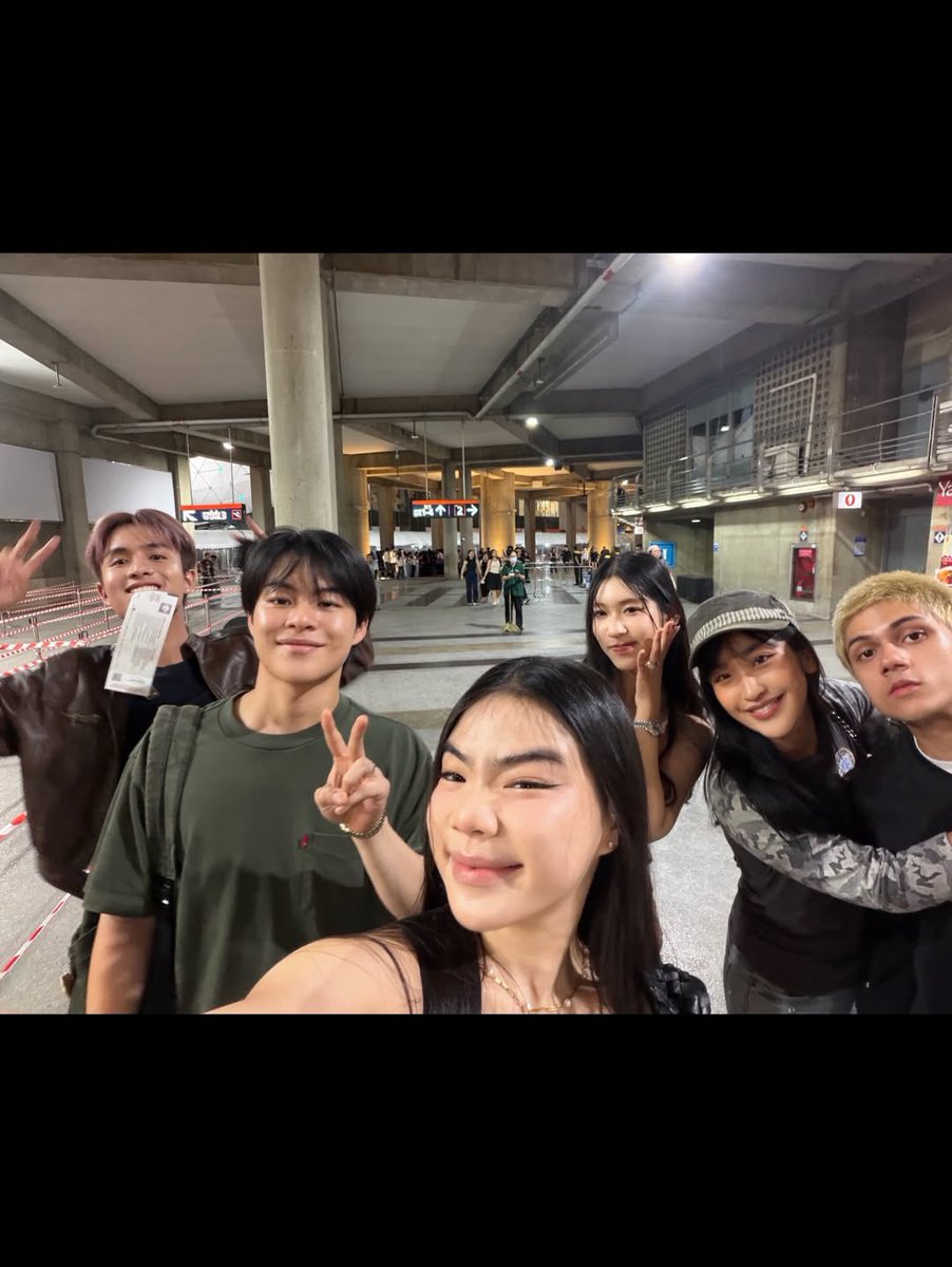 TEAMMARCKRIS's tweet photo. 📢🔔

SOCIAL UPDATE 
[On Instagram @ matinamina]

🔗 https://t.co/rW2PoQld9i

#️⃣#️⃣#️⃣
#MARCKRIS #MinaMatina #PotterMeesawat 
#BUSbecauseofyouishine https://t.co/zdOcCHYPIa