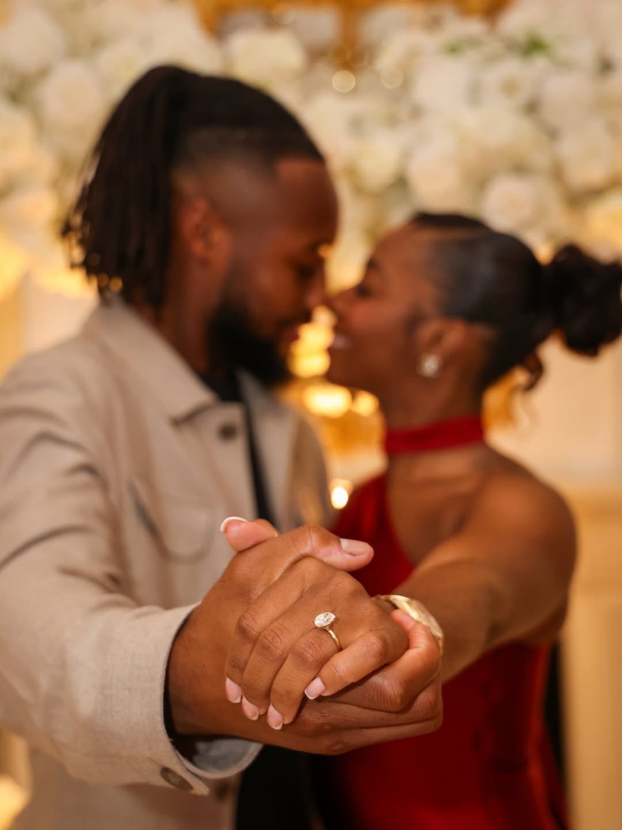 speedlinexx's tweet photo. The beautiful Moment Antoine Semenyo proposed to his girlfriend ❤️ https://t.co/Qjb93L92v5