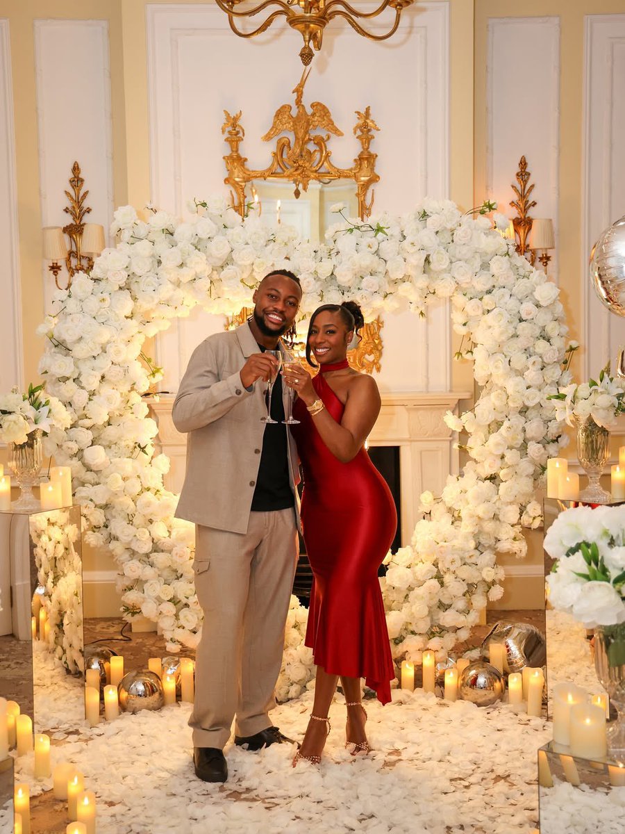 speedlinexx's tweet photo. The beautiful Moment Antoine Semenyo proposed to his girlfriend ❤️ https://t.co/Qjb93L92v5