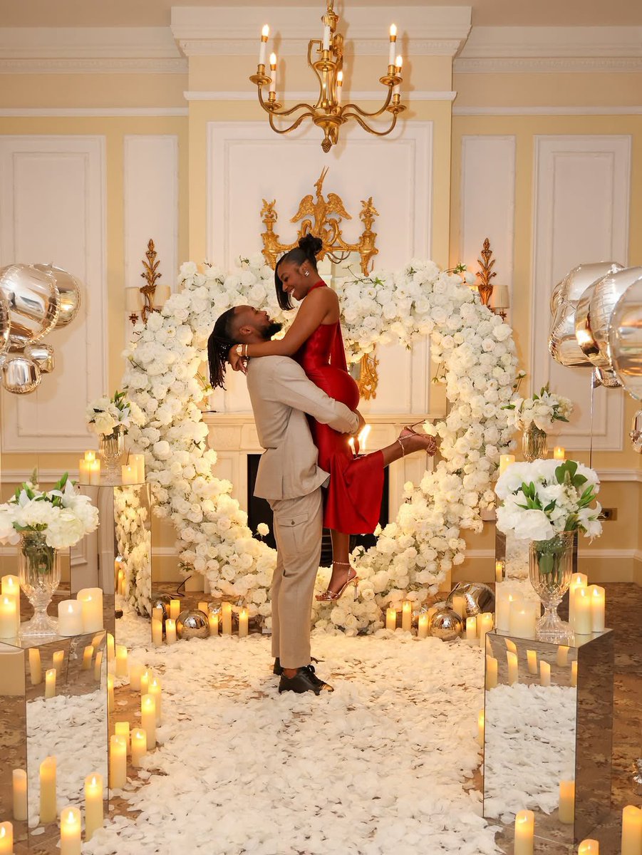 speedlinexx's tweet photo. The beautiful Moment Antoine Semenyo proposed to his girlfriend ❤️ https://t.co/Qjb93L92v5