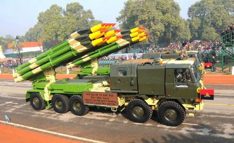 idrwalerts's tweet photo. Indian Army Smerch Deal: 9M55F at 2.19 Crore, 9M55K at 2.28 Crore – Surprising Cost Parity 

https://t.co/9wEqlA4RXC https://t.co/HMSugXvpRY