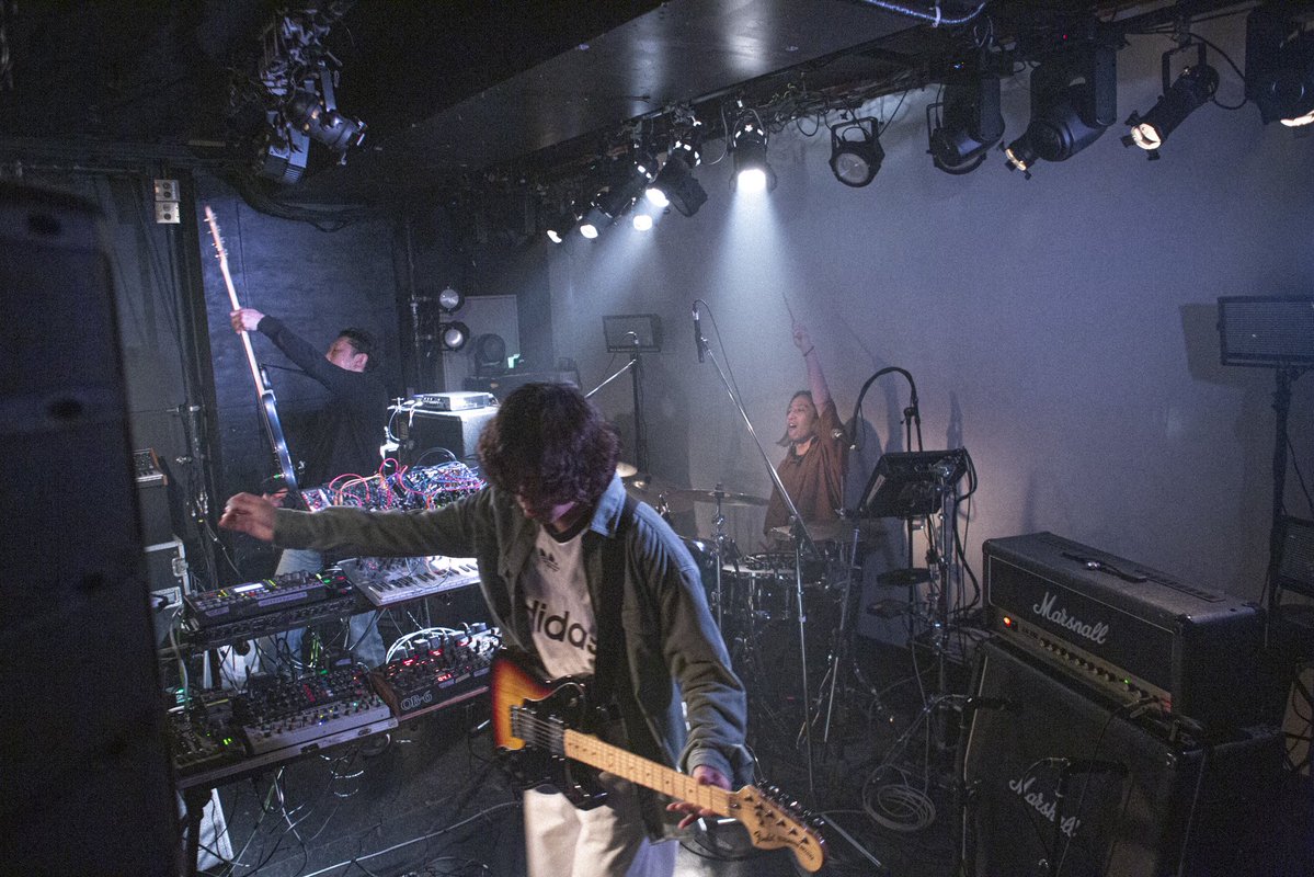 avengers_info's tweet photo. ERA 24th ANNIVERSARY
おめでとうございます！！

またライブで会いましょう！！

Photo by Hiroaki Kuwabara https://t.co/cIfiFNxu2R