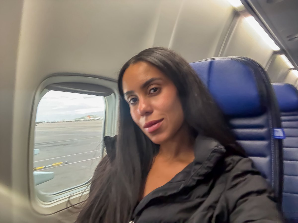 Fran 🛫 tweet media