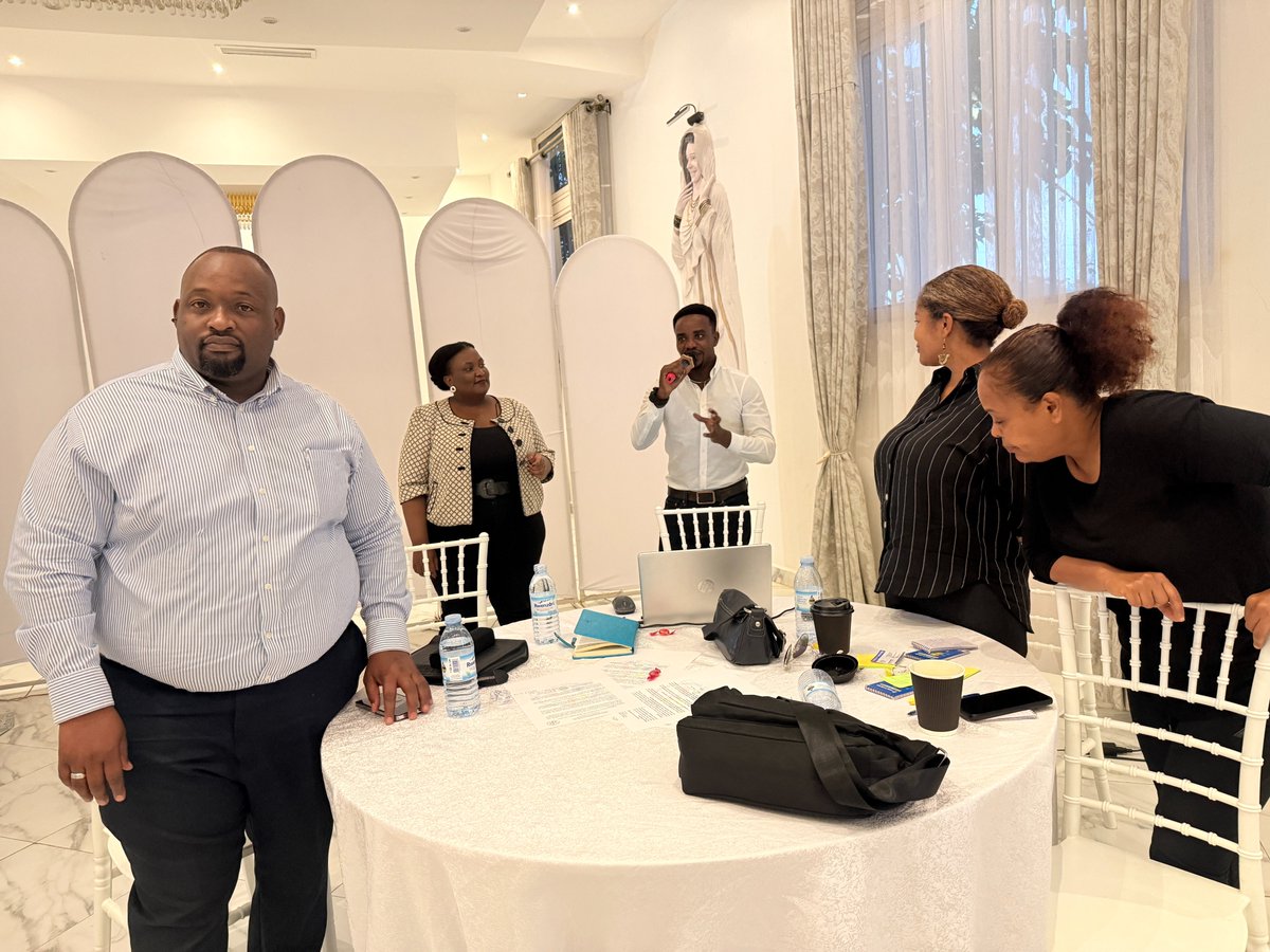 RefugieIntegre's tweet photo. This week, IRO’s ED stood alongside 45 refugee-led orgs in Kampala, strengthening our understanding of refugee rights, leadership, and advocacy. We leave with renewed commitment to amplify refugee voices, defend rights, and drive lasting solutions. @relonuganda @hiltonfound https://t.co/c66YZkqblM