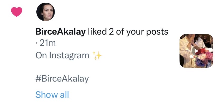 DiziWonderland's tweet photo. Birce even liked my tweet with the birthday edit’s Instagram link 😭😭😭
Baby if you can like my tweet with the insta link, you can like the edit on Insta also please🫣🫣

#BirceAkalay https://t.co/kuefv97lw7