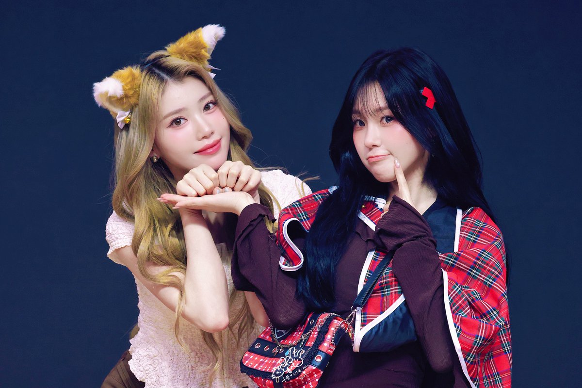 nine_happy_'s tweet photo. 260619 🐱🥰
#채소즈  #Xiaochae #XIAOTING #샤오팅 
#김채현 #CHAEHYUN #チェヒョン https://t.co/R2ewZPUM1O