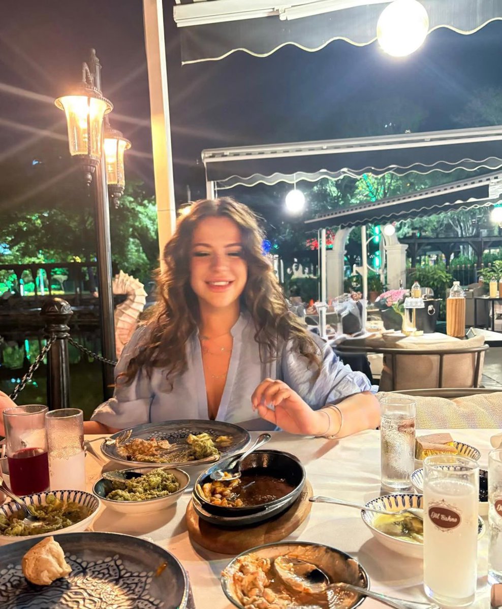 Boseyyy09's tweet photo. Hoş geldin 27 🥹 Lütfen tüm yıl bugün gibi geçsin lütfen lütfennnnn https://t.co/dzbdL3Soux