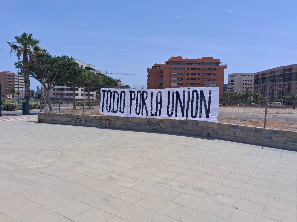 Grada Joven tweet media