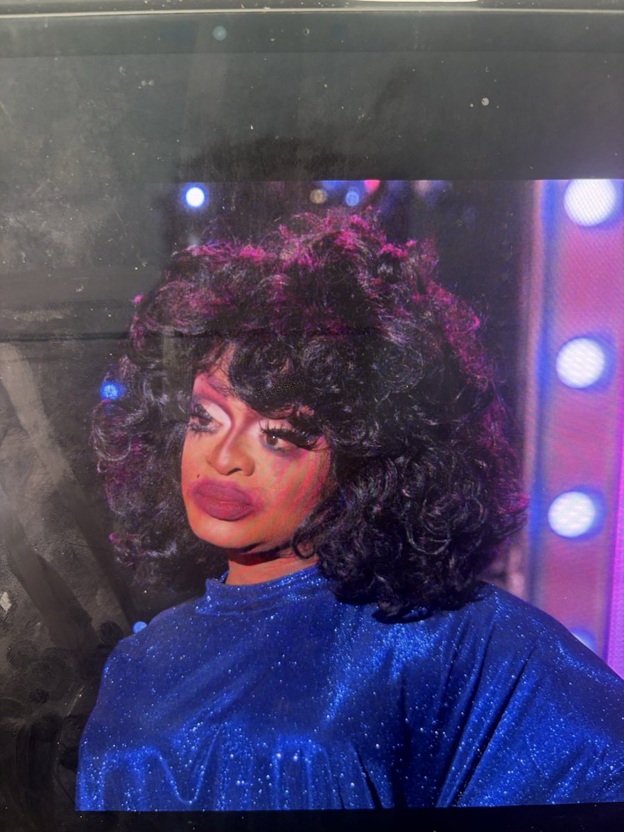 dmikalwalkerr's tweet photo. bro i love dragrace https://t.co/fIsd6Lluxf