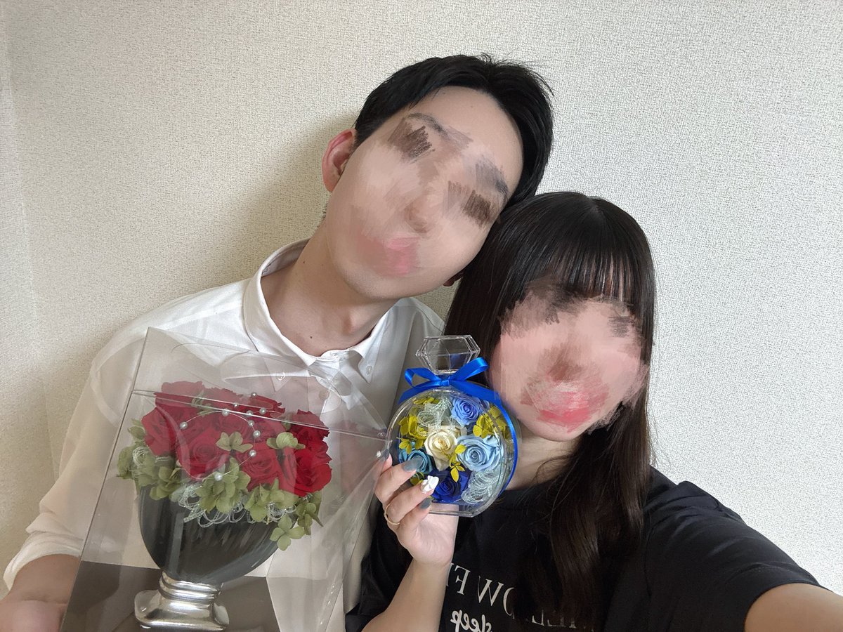 unicorn__koya's tweet photo. プロポーズしてもらった☺️🌹
めちゃしあわせ https://t.co/LSCSUlqh9r