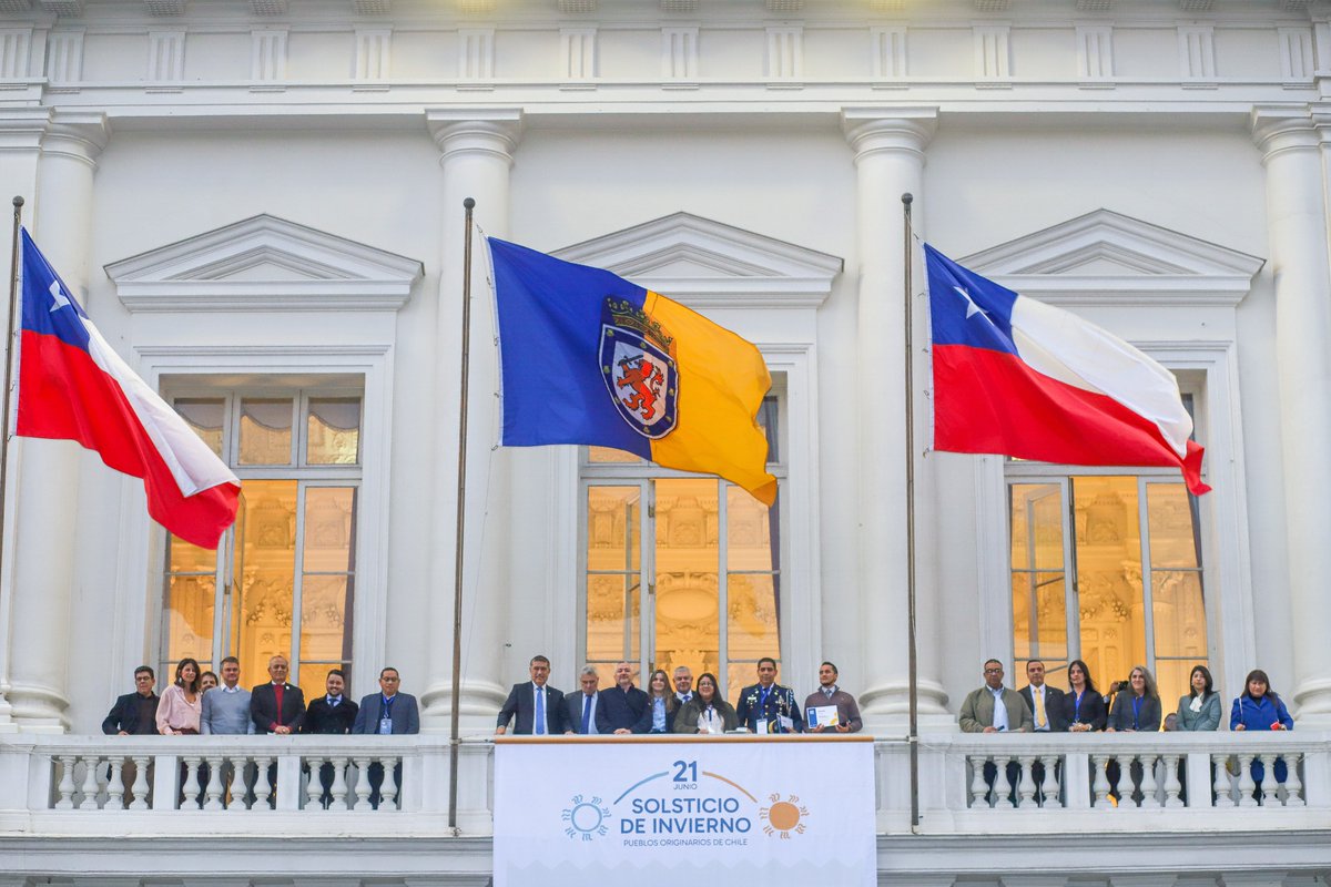 UCCI_SG's tweet photo. 🤝 Concluye en Santiago el XXIV Comité Sectorial de Seguridad y Policía de la @UCCI_SG. 

16 ciudades iberoamericanas refuerzan su agenda común para la seguridad comunitaria, la recuperación del espacio público y la coordinación institucional basada en datos y tecnología.  

Toda la información aquí: https://t.co/6hpmCpOlg8
