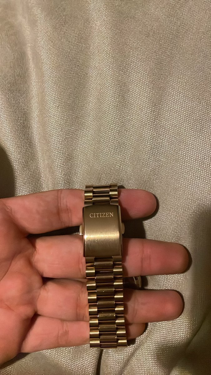 watchlubtrmod's tweet photo. Nokta hatasız 
Kutulu evraklı
Full Orjinal Arıkan çıkışlı  
Kaça bırakalım bu saati 8-9 uygun olur mu bütçeler nasıl :)) https://t.co/s17QYexE3L