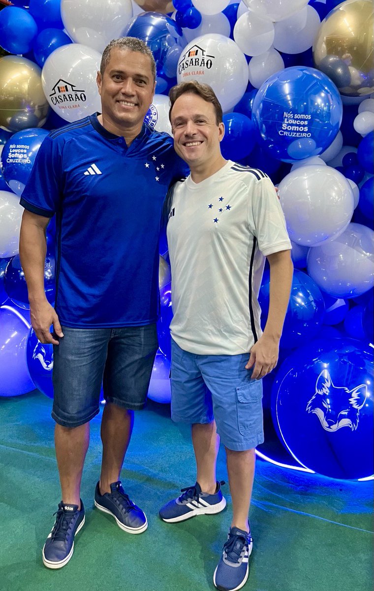 EduardoCoelho76's tweet photo. Há 30 anos o CRUZEIRO escrevia mais uma página heróica e imortal!

BICAMPEÃO da Copa do Brasil jogando contra o Palmeiras de Rivaldo, Djalminha, Cafu e cia comandados pelo Vanderlei Luxemburgo. 

Roberto Gaúcho e Marcelo Ramos marcaram os gols da vitória épica!!! https://t.co/2NETkvv9ow