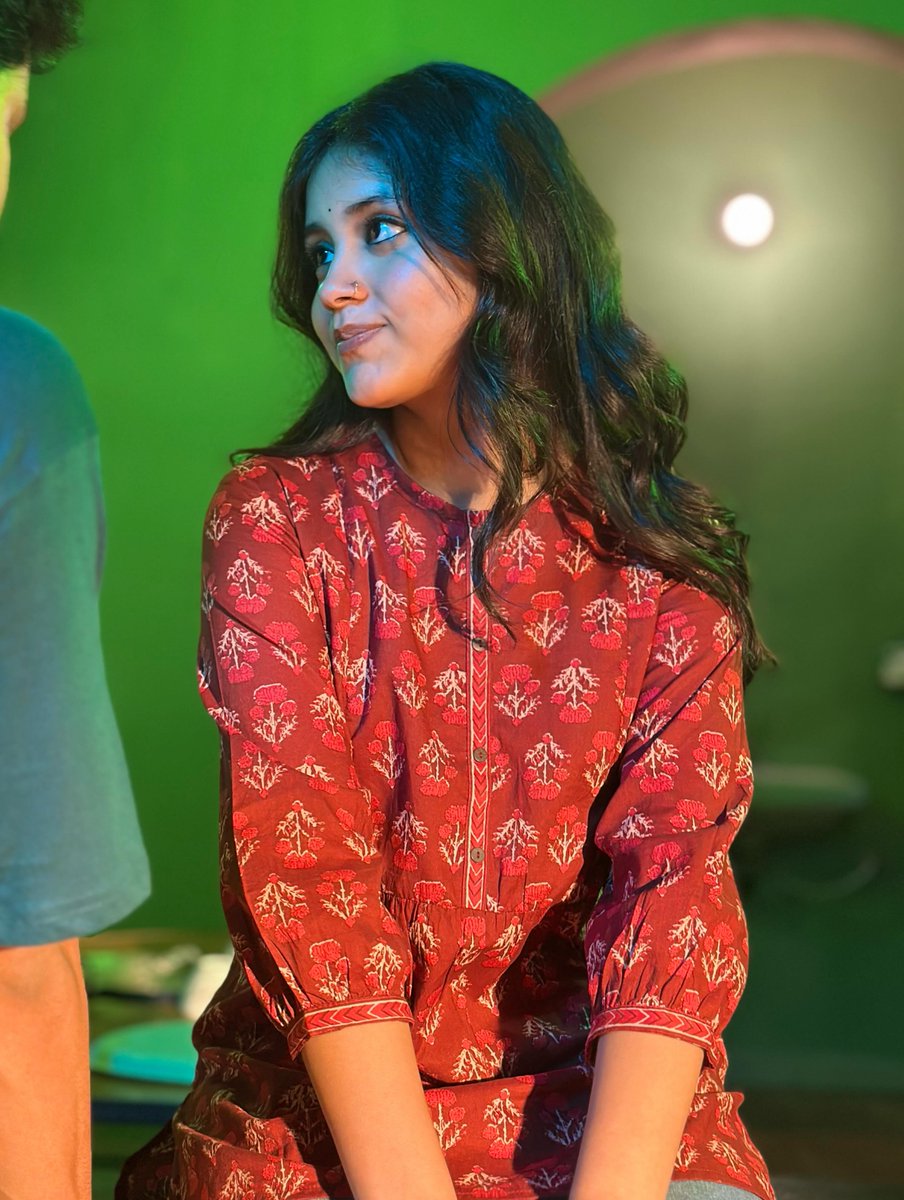 AksharaNallaa's tweet photo. Candids of neeru ❤️ #Dhandha https://t.co/aAgu6gaCGo