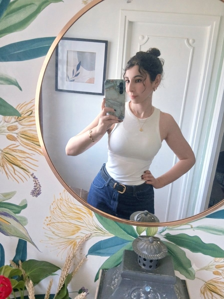 NaW_90's tweet photo. Long time no see, here a selfie 🤳 😂 https://t.co/hLBpyCfwa7