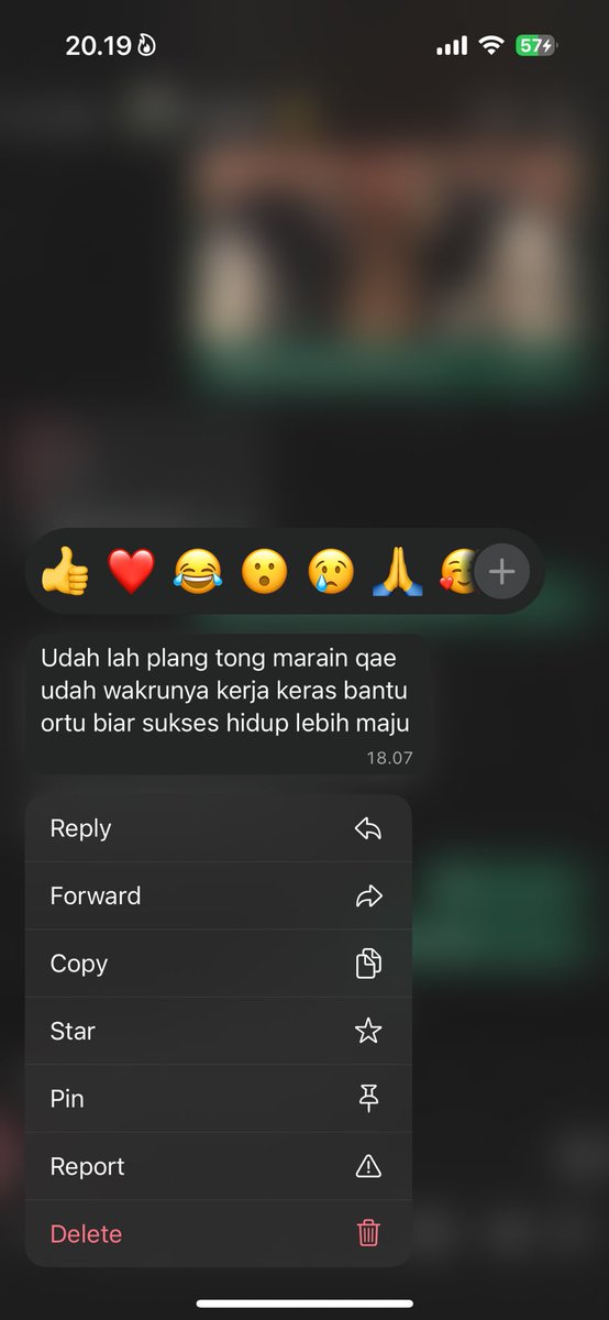 phieyhere's tweet photo. dari seminggu, 6 hari kerja sehari keluar harusnya wajar ya. ada aja yg bikin betmut hadeuh 😝 https://t.co/xiXsLUafzO