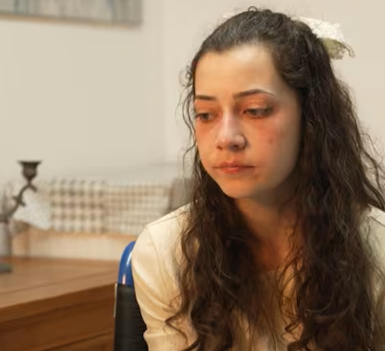 Javimarenas's tweet photo. Se van a cumplir sólo 3 meses desde que el gobierno español ejecutó a una joven enferma.

No lo vamos a olvidar nunca. https://t.co/OUanIzuq2s
