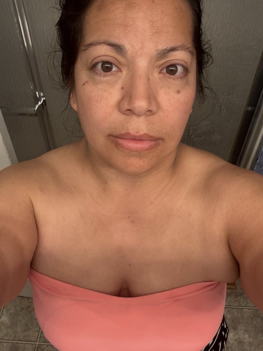 Latinababe222's tweet photo. I could really use some sweet cream today #Ohiohookup #BBC #Akron https://t.co/C5J2bJsizW