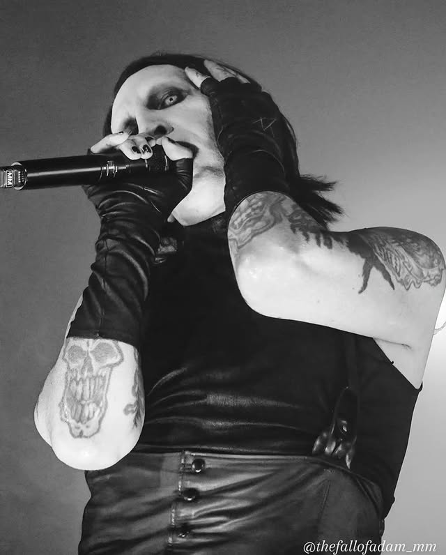 HELL_ETC's tweet photo. Marilyn Manson durante apresentação no EPIC Event Center, Green Bay, WI 🇺🇸, 10.05.2026.

📸 thefallofadam_mm https://t.co/tiT5BsRpFX