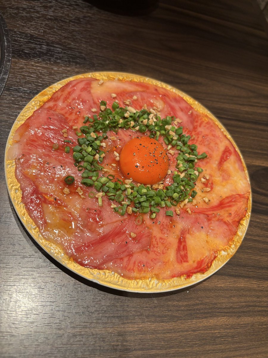HAL5382's tweet photo. 【定期】人の金で食べる焼肉がいっちゃん美味いんだから！ https://t.co/Vhsr4dn0oK