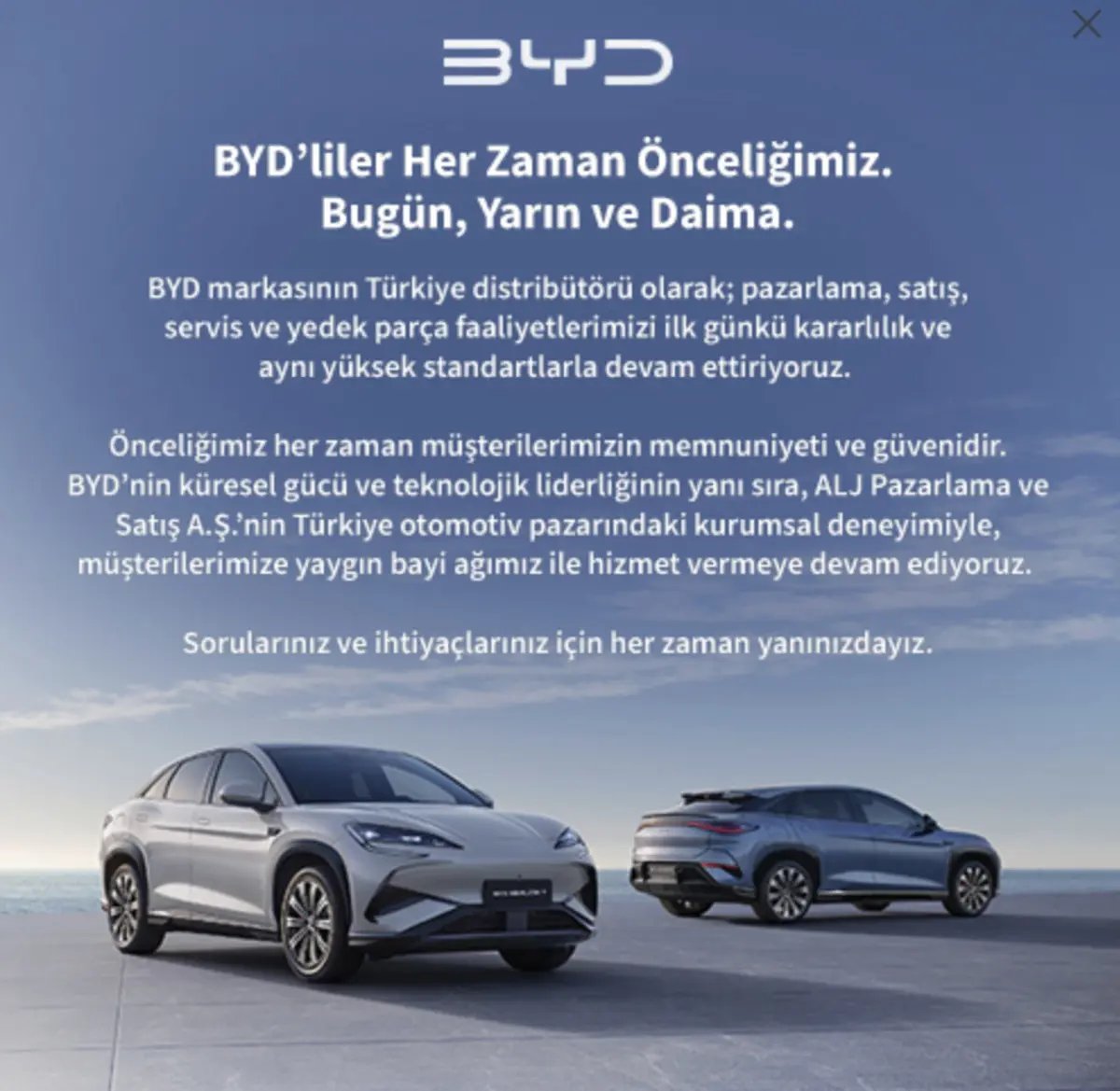 webtekno's tweet photo. 🚨 Ülkemizde fabrika kurma planlarını durduran BYD'den Türkiye'deki kullanıcılara yönelik açıklama geldi!

BYD Türkiye distribütörü ALJ, satış, servis, pazarlama ve yedek parça hizmetlerinin aynı şekilde süreceğini açıkladı. Şirket, Türkiye’deki müşterilerin memnuniyeti ve güveninin öncelikleri olduğunu vurguladı.