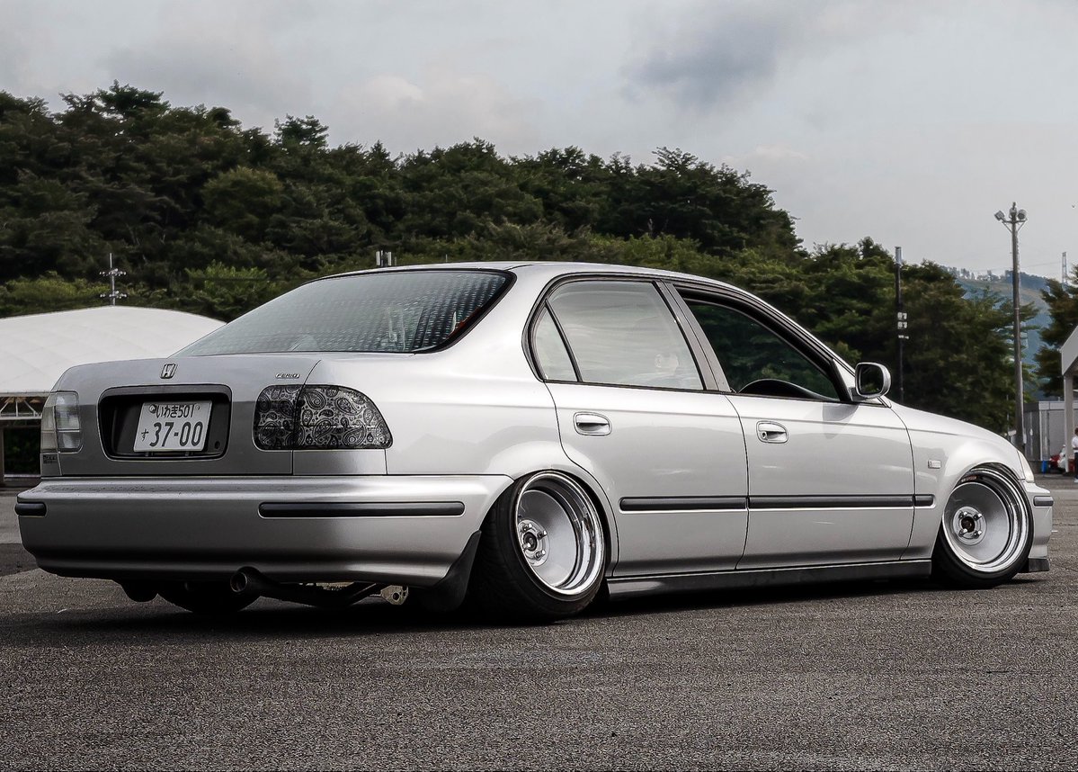 Gk1Hira's tweet photo. #このくらいの車高が良い
フェリオ以外は通勤車として使ってました https://t.co/MvU9Z8CBf8