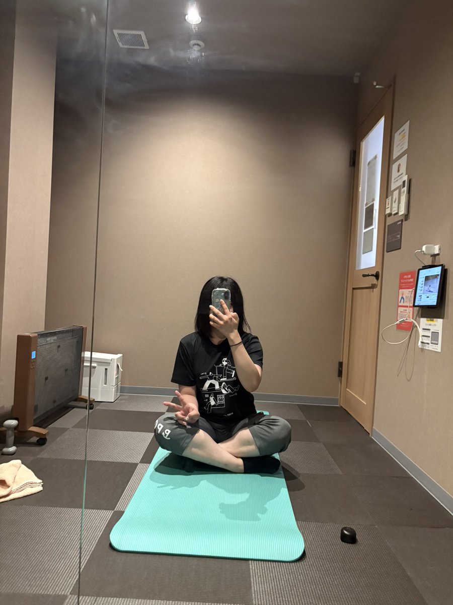 _ReiRa_1111's tweet photo. 今日からフィットネス＆ジム開始です！
月曜日にお客様と体の話をしてた際、
ジムのお話が出たのですが、
体動かせてないなと思いお客様に
「終わったら即入会します！」と有言実行しました💪

行けたのは金曜日ですけど、運動・習慣の大切さを改めて自分で体験し、お客様に伝えれるよう頑張ります！ https://t.co/gHAu0jP5V8