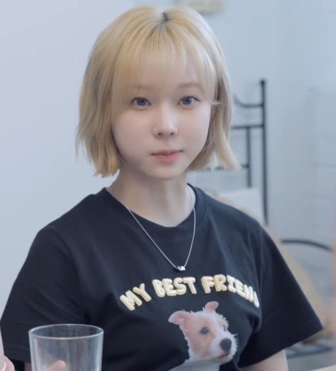 bunnybaejoo's tweet photo. วินเทอร์ -> น้องหนาว -> แหนว
โปเนียว -> เนียว -> เหนียว https://t.co/0A9fcMwLje