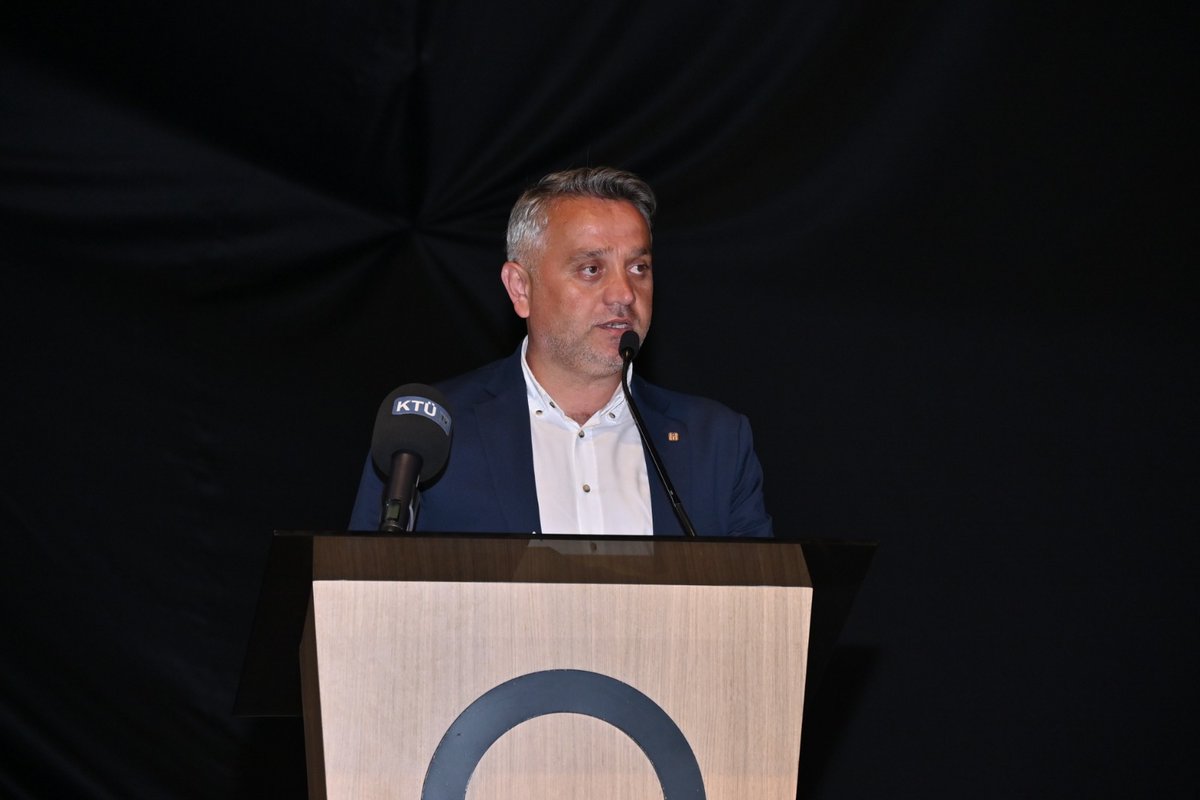 imotrb's tweet photo. TMMOB İnşaat Mühendisleri Odası Trabzon Şubesi olarak, Karadeniz Teknik Üniversitesi Mühendislik Fakültesi’nin Mezuniyet Töreni’ne katılım sağladık.
Mezun olan tüm genç mühendisleri tebrik ediyor, meslek hayatlarında başarılar diliyoruz. https://t.co/1dw5EoEPuo