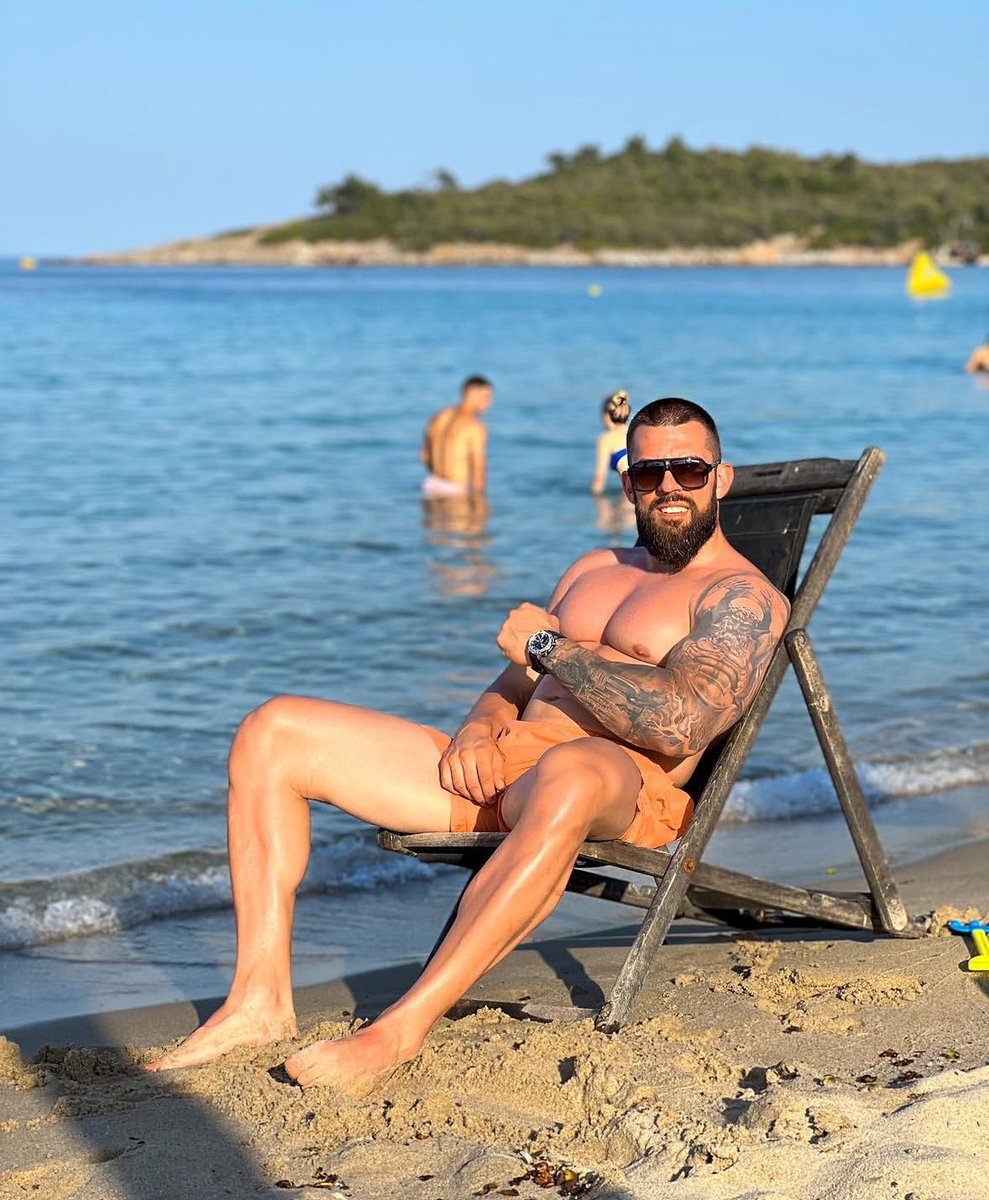 Bossn1an's tweet photo. Fitnesstrainer🔥🍆 https://t.co/gf5T1YBLhB
