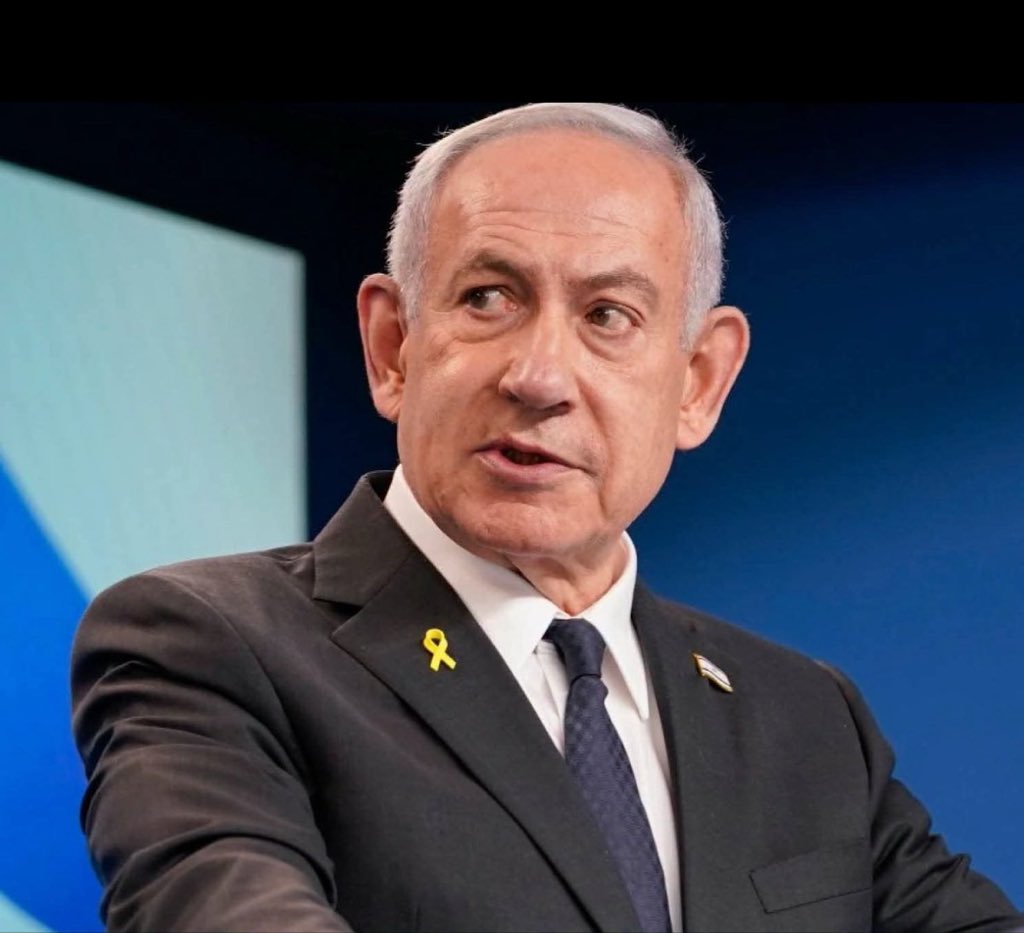 Edden005's tweet photo. Now more than ever, support for Benjamin Netanyahu is being tested.

Where do you stand?

A: 100%  
B: 0% https://t.co/4OE444q3eR