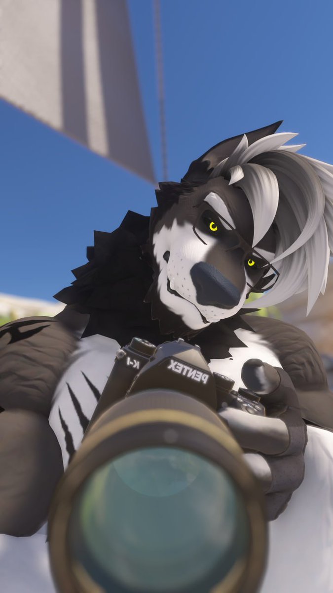 KobyFrVr's tweet photo. Quite hot outside
#vrchatfurry #wolfman #vrchatphotography https://t.co/5cbopNuHJI