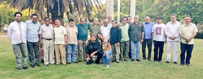 TamayoMk97527's tweet photo. @petrogustavo Perdió Una Gran Oportunidad De #Repetir
Ä @IvanCepedaCast : . Colombia #NöLoQuiere : Colombia #Nö Quiere A #Farc Y Los #Vïnculos De Jose Ivan Con #Farc_Eln Son #Innegables
#NöSonDeHoy Desde Los 90´s Se Le Vió Junto A PiedadCórdoba Apoyando Las Guerrillas https://t.co/3eaQ3HSc8N