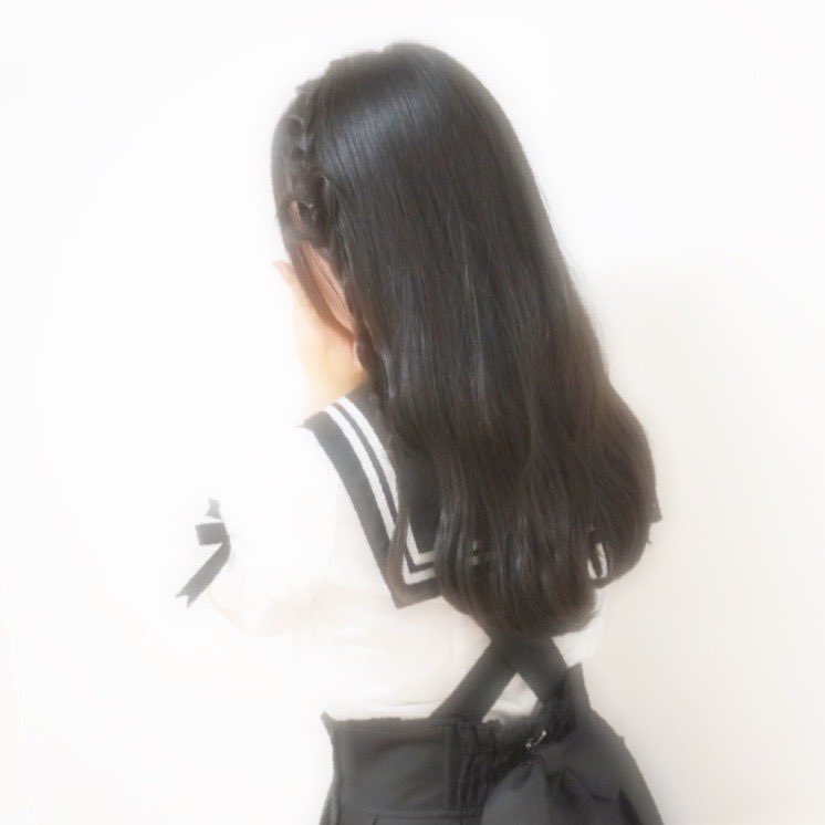 obirin_idol's tweet photo. 📸【12期宣材公開 DAY3】📸

本日は、新メンバー3名をご紹介🐰🌸

・ あめり🍬／コスモドロップ担当 
@__xamriis2_Like
・ひめ🤎／プリンセスカフェ担当　
@hime12_Like
・しの🪽／いちごみるく担当 
@shi_no_Like

#さくらいく https://t.co/bpkG40bQ1X