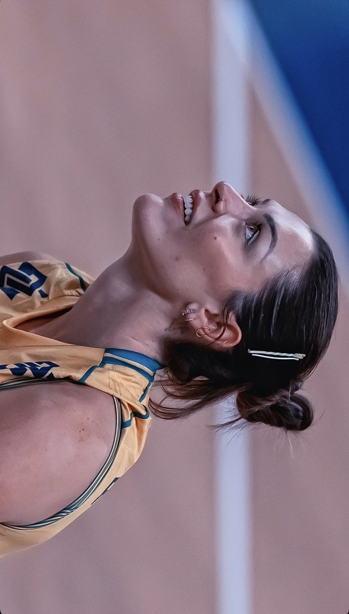 euathats's tweet photo. Rosamaria dona e proprietária de toda a beleza do mundo e da saída do Brasil 😌 https://t.co/mSW1E9BFqM